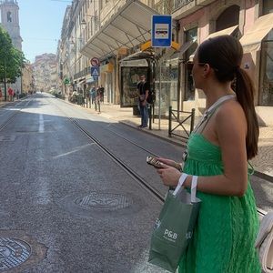 Meet your Posher, Lauren